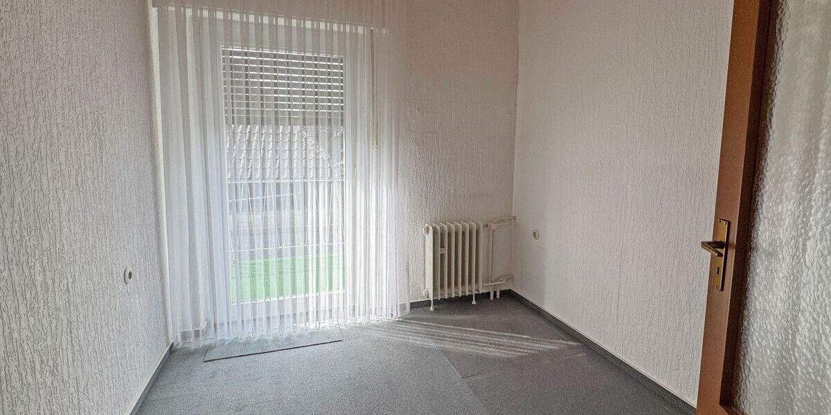 Einfamilienhaus Voerde Spellen - 5 Zimmer, 95 m&sup2;, 420.000&euro; | Angebot:24040118