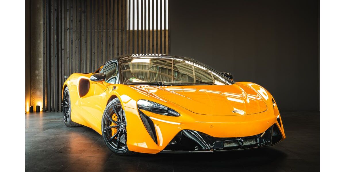 McLaren Artura 9.990 km 289.000 &euro; Remseck 71686