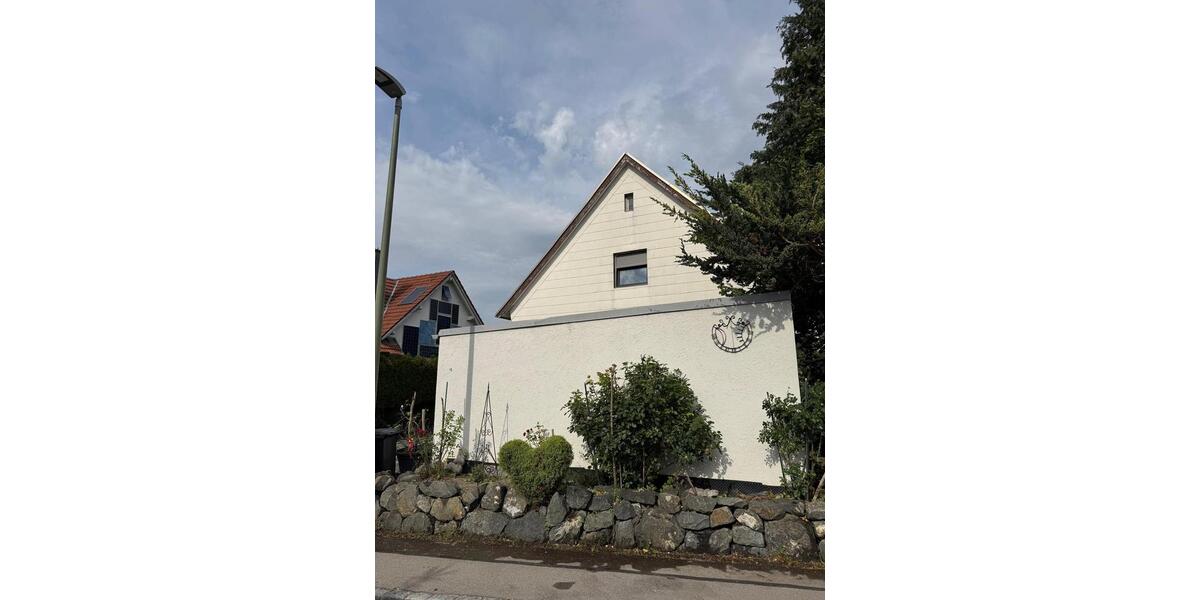 Einfamilienhaus Buchloe - 5 Zimmer, 110 m&sup2;, 1.500&euro; | Angebot:24698228