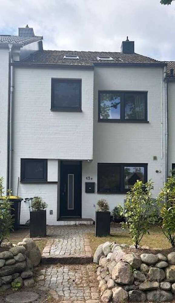 Haus zum Kaufen in Ammersbek 489.000 € 150 m²