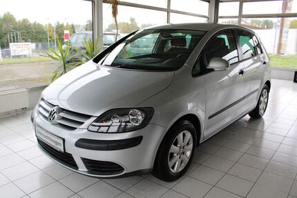 VW Golf 156.647 km 3.900 &euro; Waldheim 04736