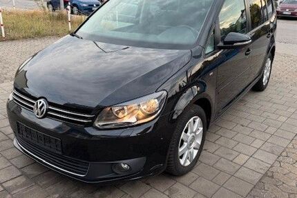 VW Touran 134.500 km 9.600 &euro; Nürnberg 90475