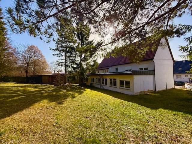 Einfamilienhaus Albstadt Gemarkung Burgfelden - 6 Zimmer, 136 m&sup2;, 299.000&euro; | Angebot:26903154