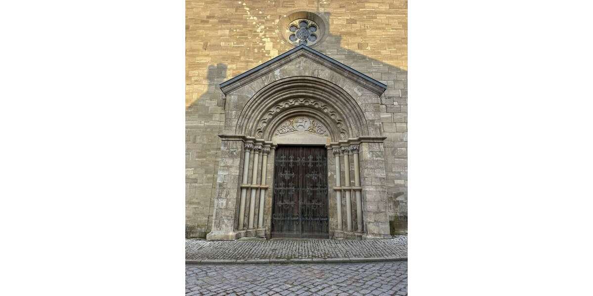 Zwei vermietete Wohnungen in Bestlage von Arnstadt – direkt an der Liebfrauenkirche 4 zimmer