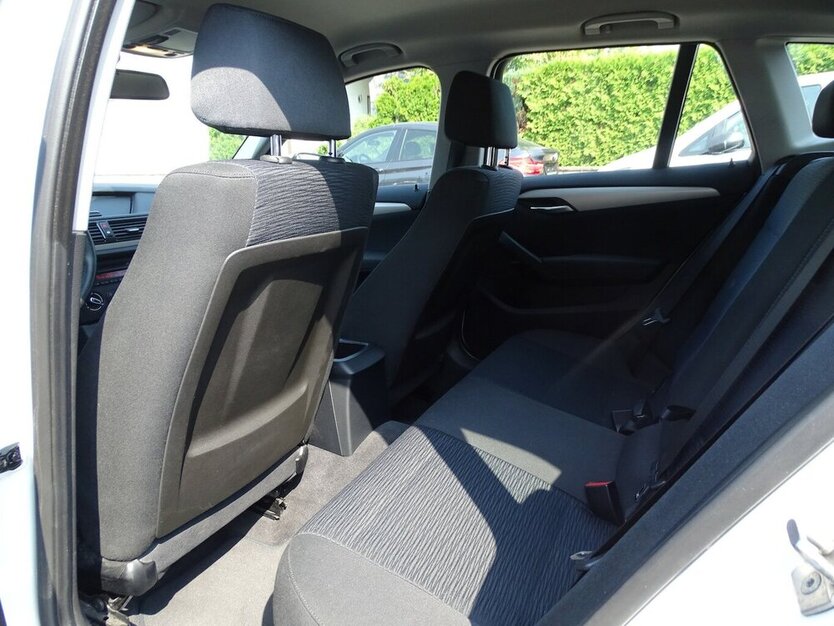 BMW X1 1.8l i sDrive, Steptronic, Sitzheizung, PDC hin 154.921 km 8.990 € Rodgau 63110