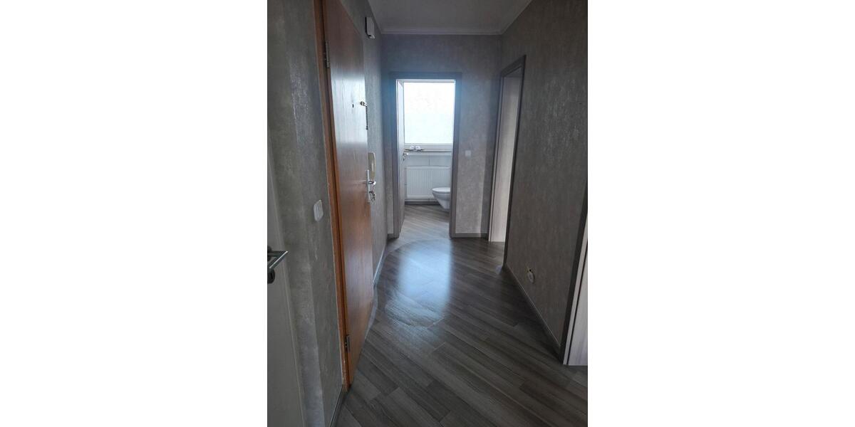 Etagenwohnung Hameln Kernstadt - 4 Zimmer, 96 m&sup2;, 150.000&euro; | Angebot:27029102