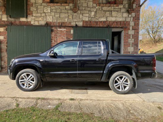 VW Amarok 233.500 km 16.990 &euro; Warstein-Westendorf 59581
