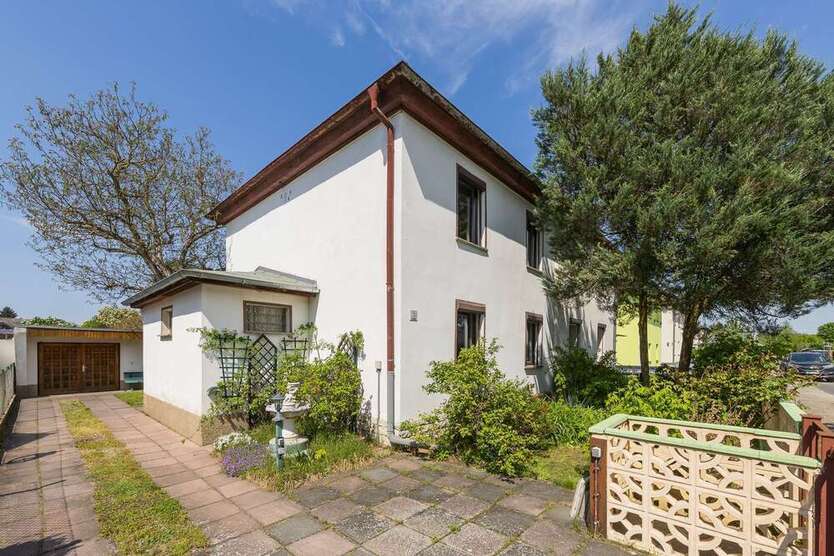 Haus zum Kaufen in FürstenwaldeSpree 335.000 € 128.19 m²