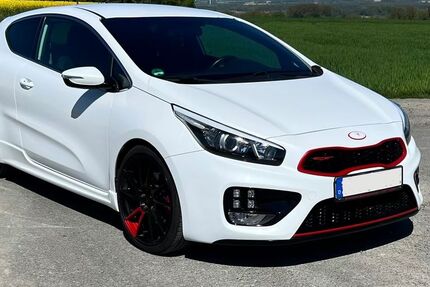 Kia ceed / Ceed 126.000 km 10.900 &euro; Rosendahl 48720