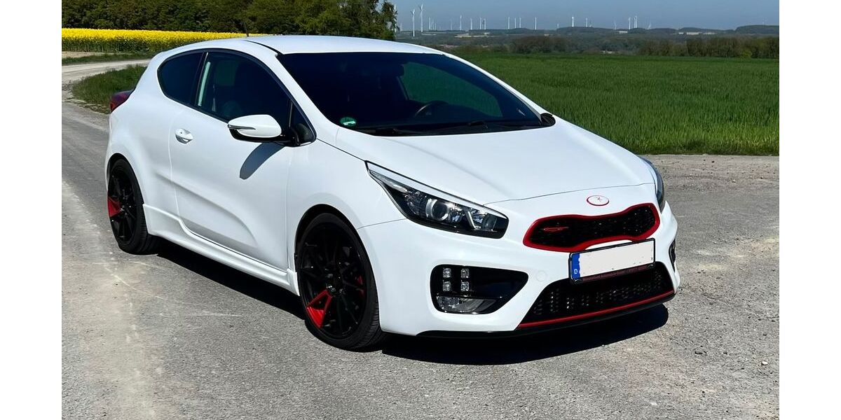 Kia ceed / Ceed 126.000 km 10.900 &euro; Rosendahl 48720