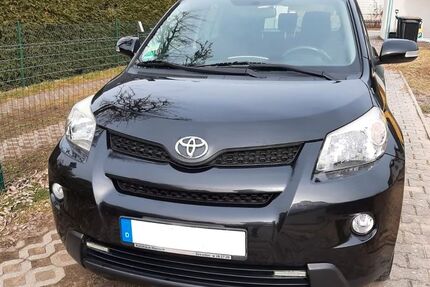 Toyota Urban Cruiser 74.300 km 7.990 &euro; Berlin 12526