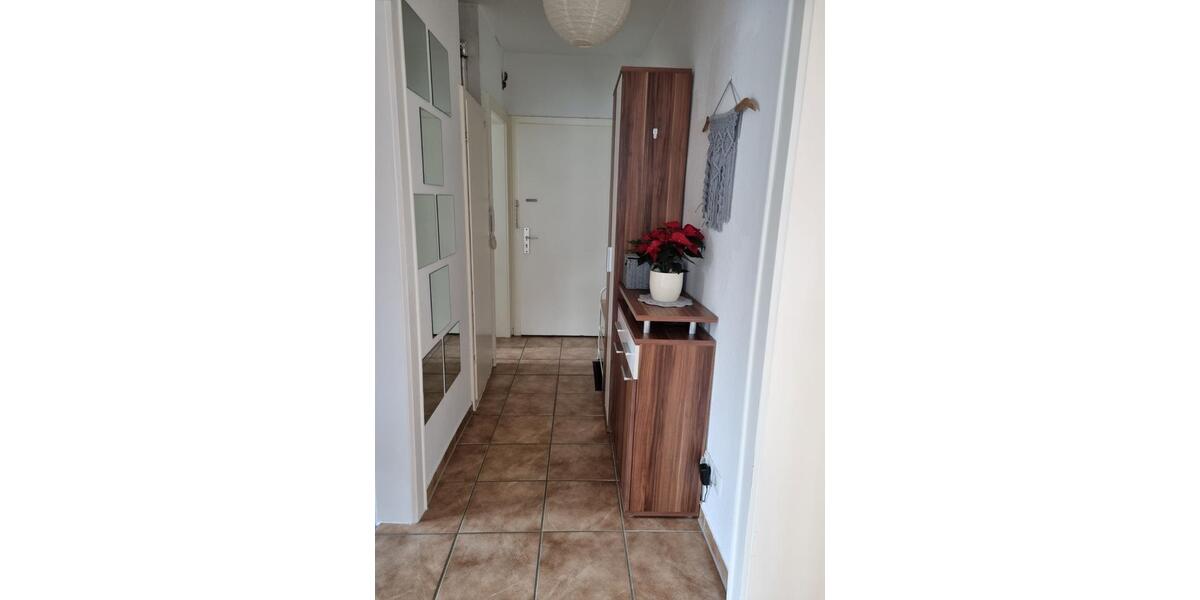 Helle 3 Zimmerwohnung mit Balkon 3 zimmer