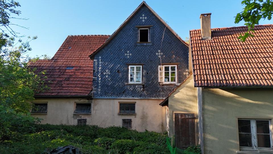Bauernhaus, Landhaus Crailsheim - 6 Zimmer, 205 m&sup2;, 150.000&euro; | Angebot:26690203