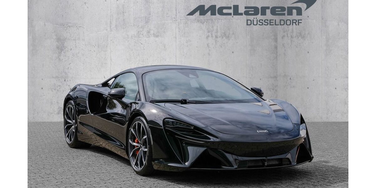 McLaren Artura 7.810 km 199.990 &euro; Düsseldorf 40476