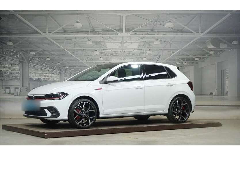 VW Polo GTI 6.000 km 33.880 € Grünwald 82031
