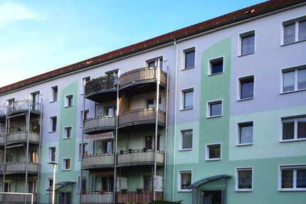 Wohnung Hoyerswerda Neustadt - 3 Zimmer, 58 m&sup2;, 318&euro; | Angebot:26843897