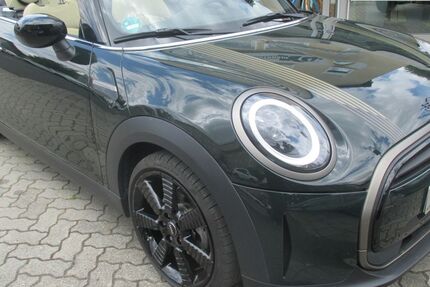 Mini Cooper Cabrio 31.850 km 27.680 € Erlangen 91052