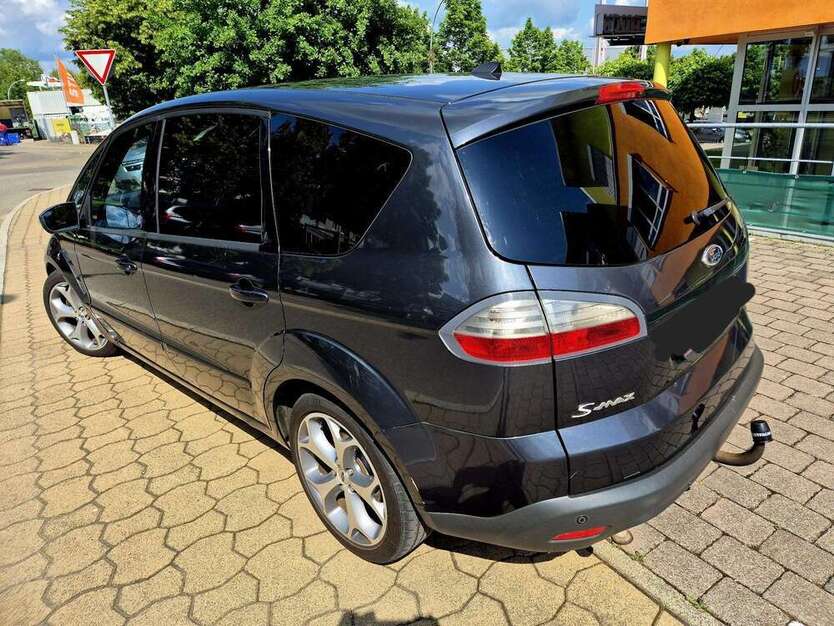 S-Max