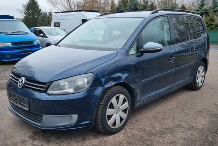 VW Touran 230.980 km 2.499 &euro; Wutha-Farnroda 99848