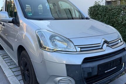 Citroen Berlingo 267.500 km 4.999 € München 81243