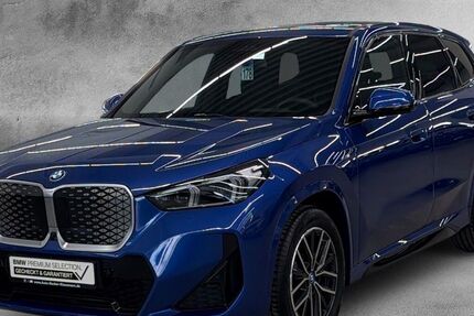 BMW iX1 7.520 km 49.676 &euro; Krefeld 47800