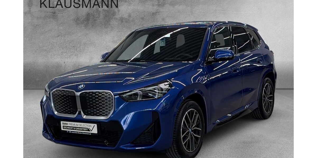 BMW iX1 7.520 km 49.676 &euro; Krefeld 47800