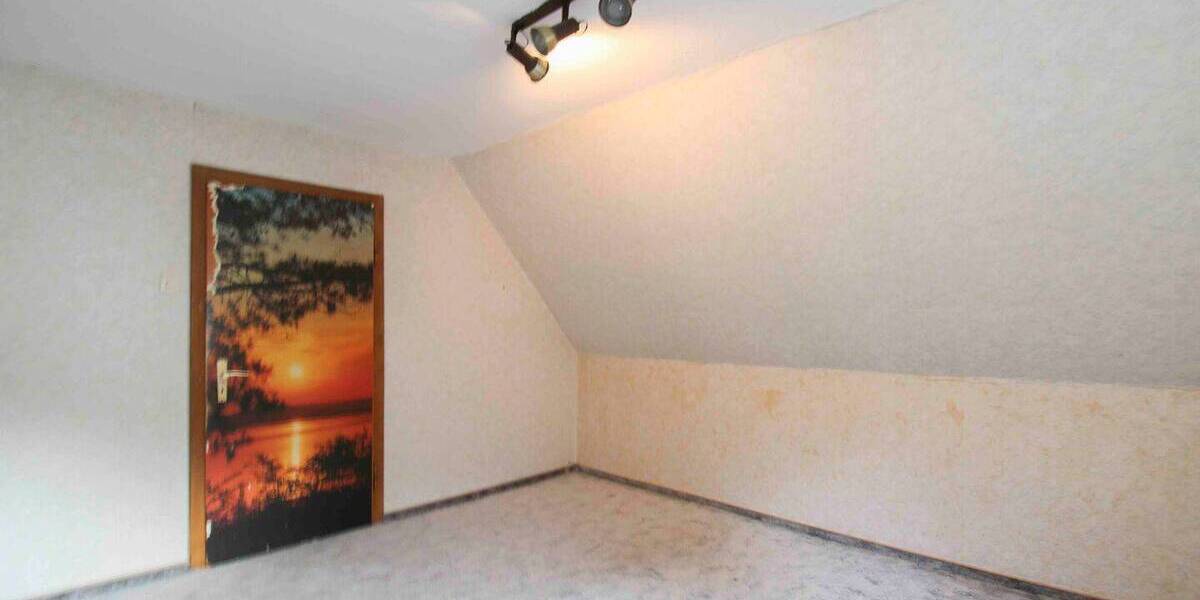 Einfamilienhaus Dillenburg Donsbach - 5 Zimmer, 109 m&sup2;, 150.000&euro; | Angebot:26229560