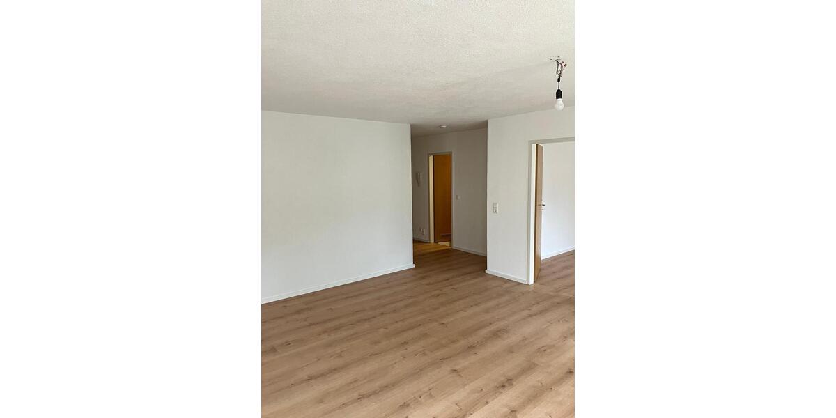 Etagenwohnung Aalen Dewangen - 3.5 Zimmer, 75 m&sup2;, 920&euro; | Angebot:26406576
