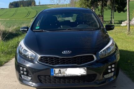 Kia ceed / Ceed 145.000 km 15.000 &euro; Egglkofen 84546