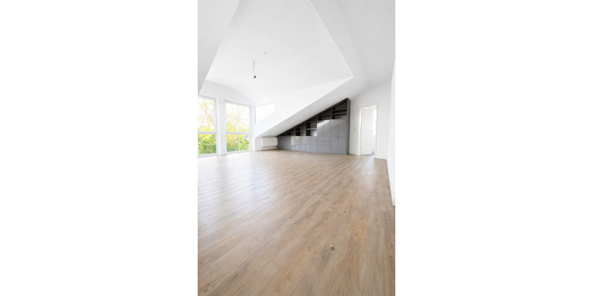 Dachgeschoßwohnung Tangstedt - 4 Zimmer, 200 m&sup2;, 749.000&euro; | Angebot:25416653