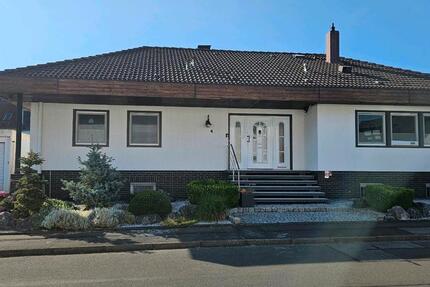 Haus Baunatal - 4.5 Zimmer, 160 m&sup2;, 440.000&euro; | Angebot:27081697