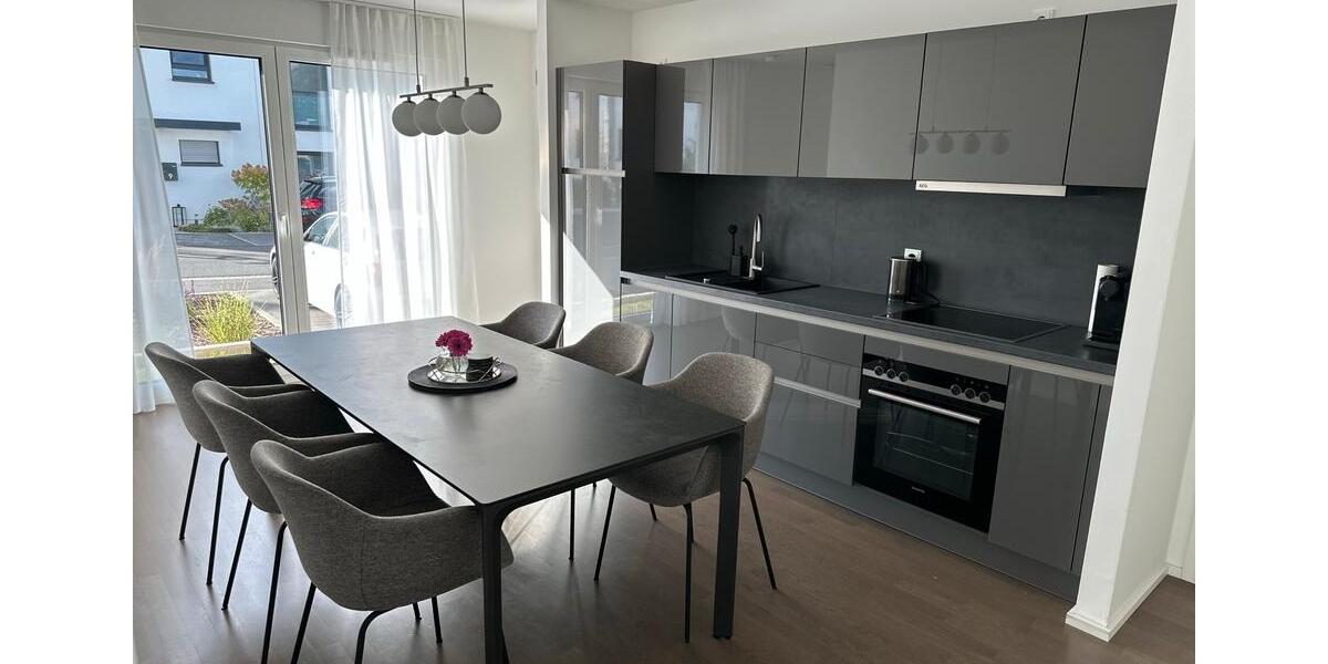 Reihenhaus Hanau Kesselstadt - 4 Zimmer, 108 m&sup2;, 2.220&euro; | Angebot:24660370