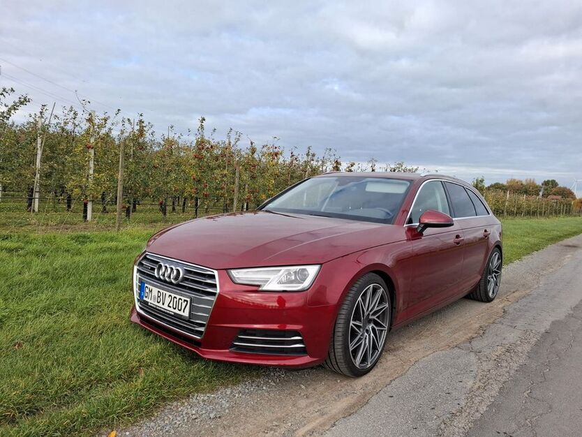 Audi A4 149.000 km 22.000 € Radevormwald 42477