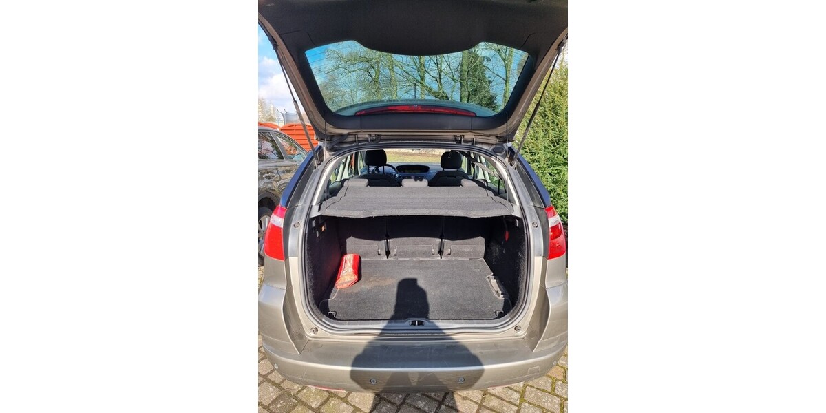 Citroen C4 Picasso 149.000 km 3.800 € Grevenbroich 41515