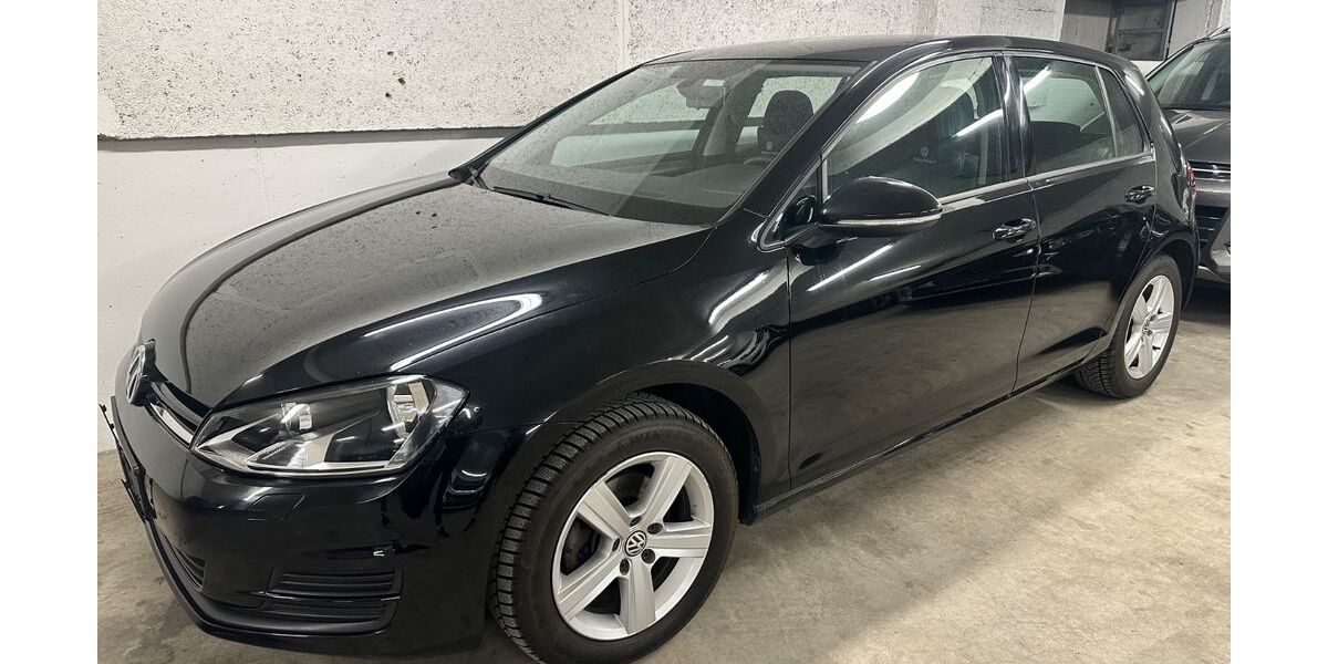 VW Golf 220.000 km 7.990 &euro; Freiberg am Neckar 71691