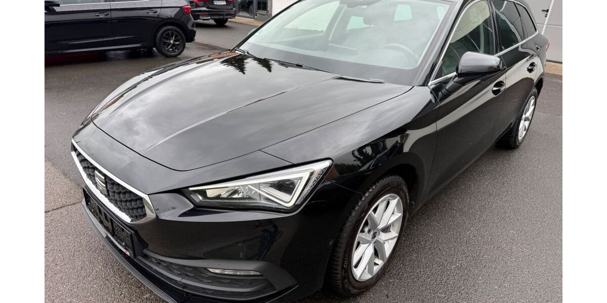 Seat Leon 218.112 km 11.480 &euro; Creglingen 97993