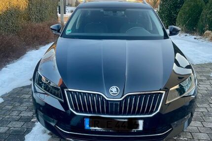 Skoda Superb 151.000 km 13.000 &euro; Barbing 93092
