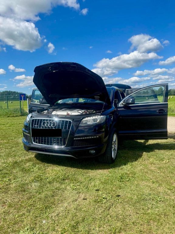 Q7