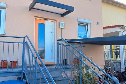 Charmantes Reihenmittelhaus in Metzingen - provisionsfrei 4 zimmer