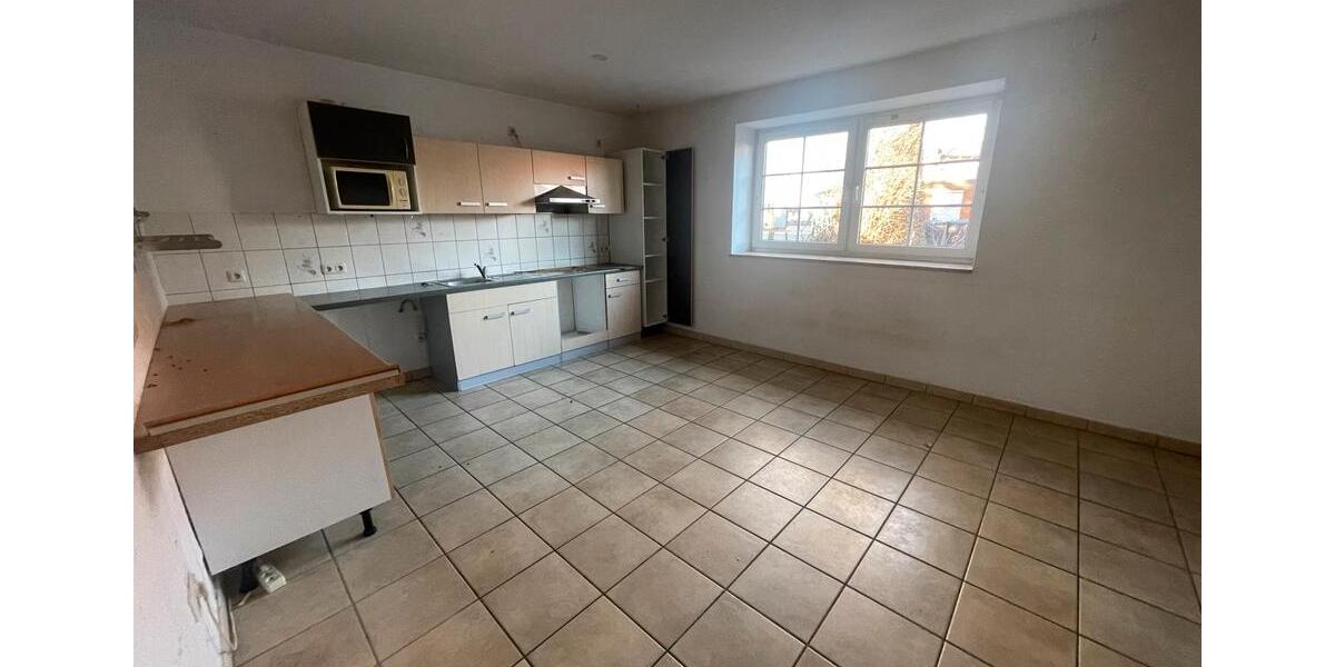 Reihenhaus Dollern - 10 Zimmer, 230 m&sup2;, 2.150&euro; | Angebot:24293689