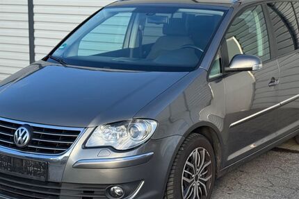VW Touran 220.000 km 4.490 &euro; Solingen 42719