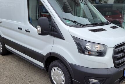Ford Transit 12.500 km 32.580 € Gräfelfing 82166