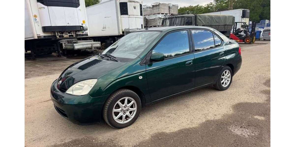 Toyota Prius 190.000 km 1.750 &euro; Stelle 21435