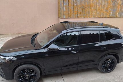 VW Tiguan 28.000 km 45.700 &euro; Sugenheim 91484