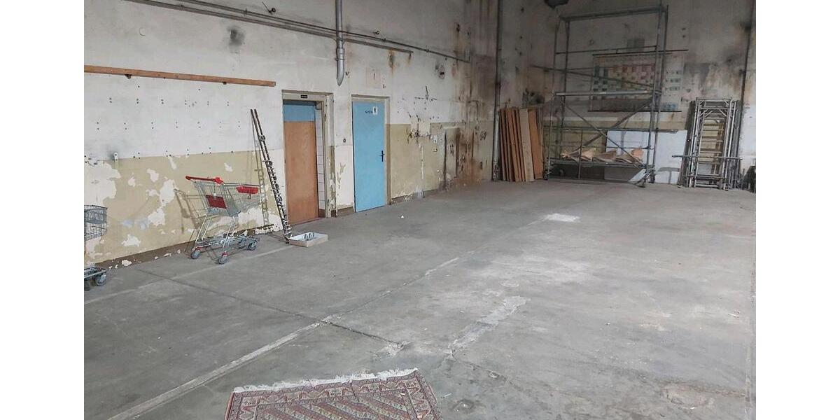 Halle Lager Werkstatt 18 x 42 m, 6 m Höhe vermieten zimmer