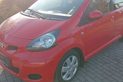 Toyota Aygo (X) 153.400 km 2.499 &euro; Mittenwalde 15749