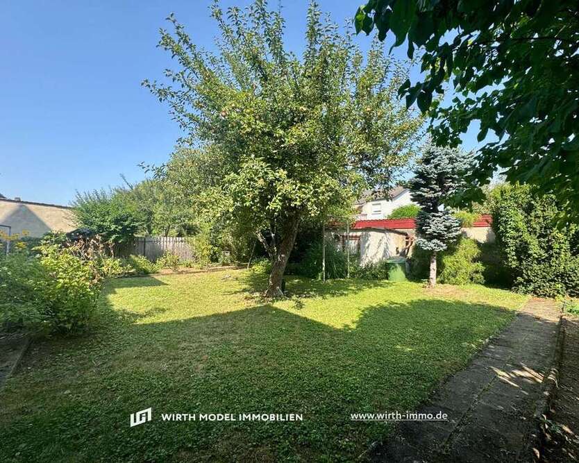 Haus zum Kaufen in Schweinfurt 320.000 € 111 m²