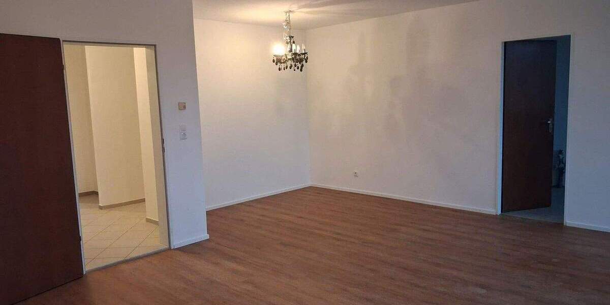 Moderne 3-Zimmer-Wohnung mit Südterrasse - Erstbezug nach Sanierung 3 zimmer