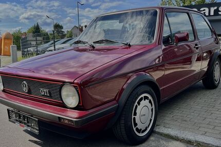 VW Golf 213.900 km 13.900 € Berlin 12353