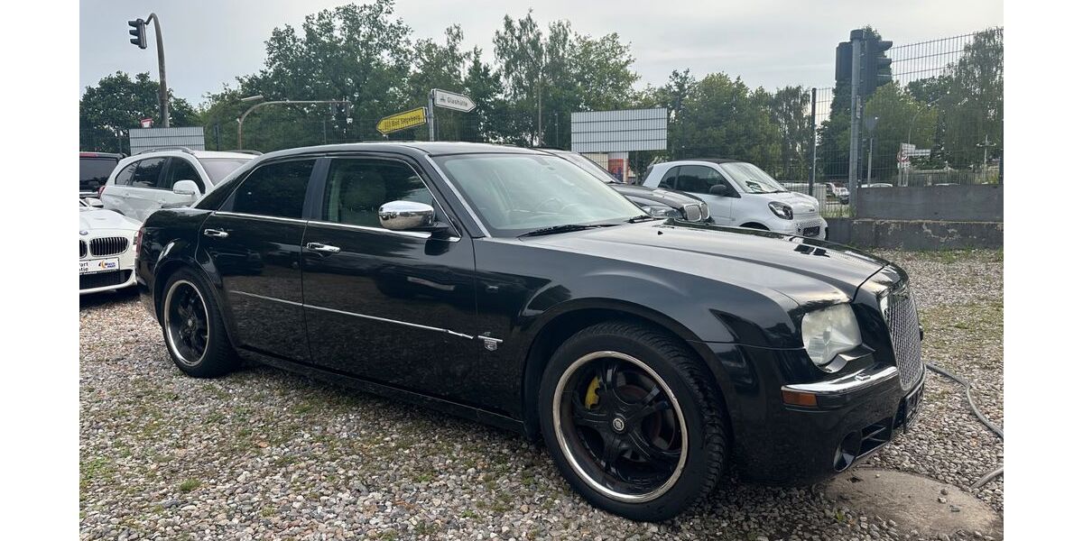 Chrysler 300C 169.000 km 5.990 &euro; Norderstedt 22851